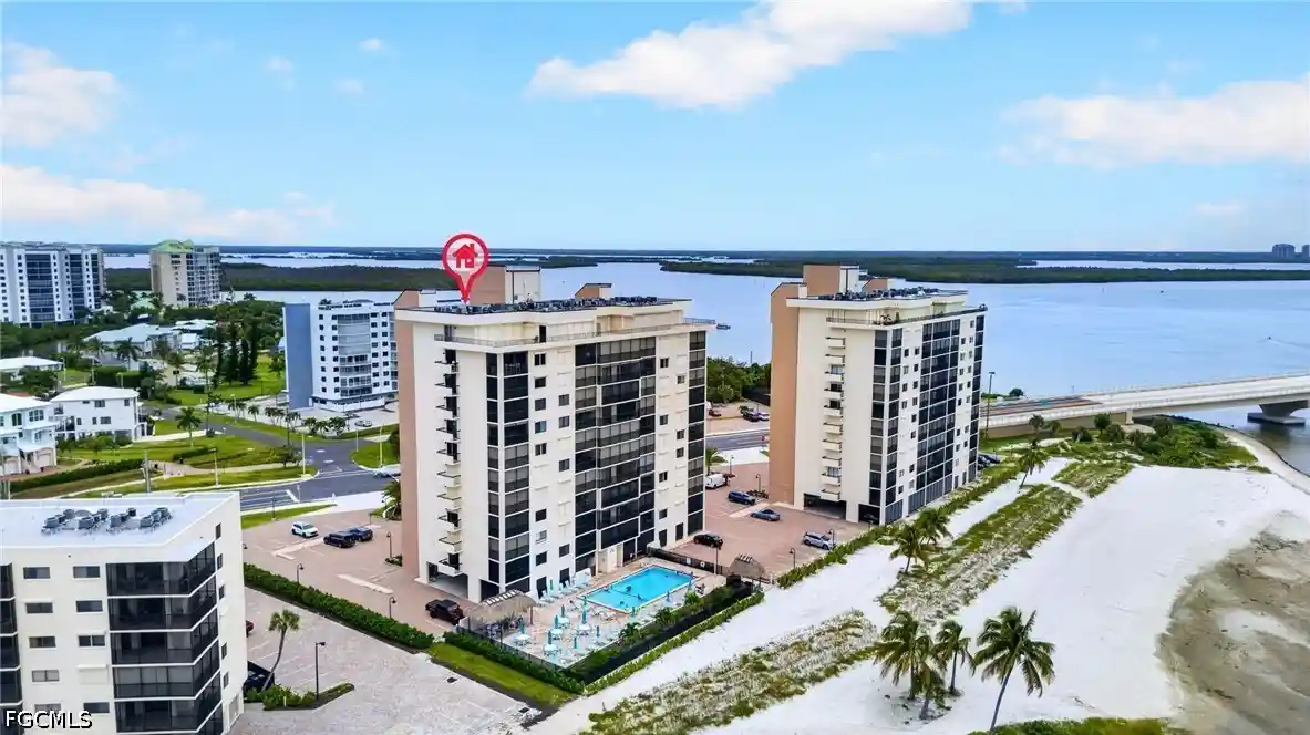 Listing Photo 2 - Condo for sale in 8400 Estero Blvd located at 8400 Estero Blvd, Fort Myers Beach, FL 33931 - Unit #105