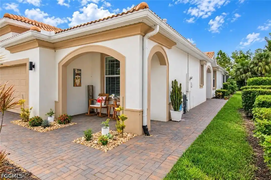 Photo 4 of Single family home for sale at 10550 Prato Dr, Fort Myers, FL 33913 | MLS# 2026042475 | Listing updated on 2026-10-28