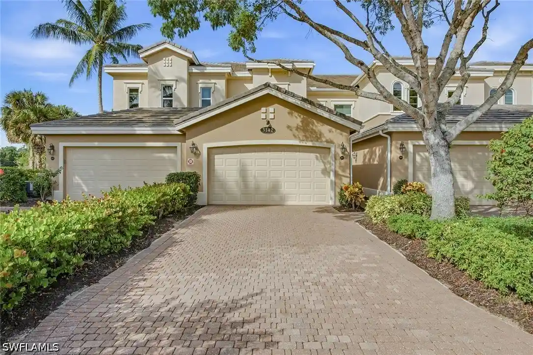 Listing Photo 1 - Condo for sale in 3142 Aviamar Cir located at 3142 Aviamar Cir, Naples, FL 34114 - Unit #201