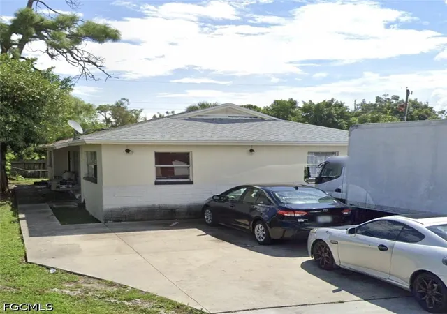 Photo 1 of Multi family home for sale at 5637 7th Avenue, Fort Myers, FL 33907 | MLS# 2026042525 | Listing updated on 2026-10-08