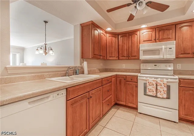 Listing Photo 2 - Condo for sale in building located at 1660 Pine Vly Dr, Fort Myers, FL 33907 - Unit #110