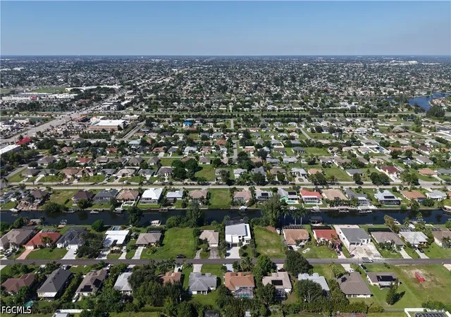 Photo 3 of Single family home for sale at 209 Se 28th Terrace, Cape Coral, FL 33904 | MLS# 2026042544 | Listing updated on 2026-10-13