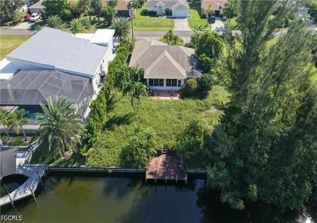 Photo 4 of Single family home for sale at 209 SE 28th Terrace, Cape Coral, FL 33904 | MLS# 2026042544 | Listing updated on 2026-10-13