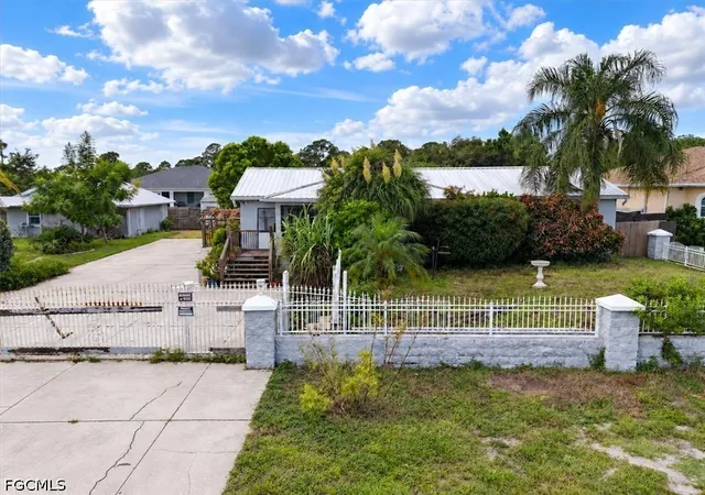 Photo 1 of Single family home for sale at 4702 Olive Ave S, Lehigh Acres, FL 33976 | MLS# 2026042554 | Listing updated on 2026-10-08