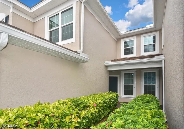 Listing Photo 5 - Condo for sale in building located at 2619 Somerville Loop, Cape Coral, FL 33991 - Unit #407