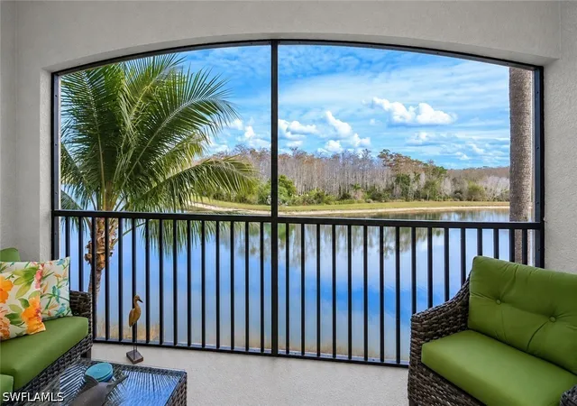 Listing Photo 2 - Condo for sale in building located at 9572 Trevi Ct, Naples, FL 34113 - Unit #5034
