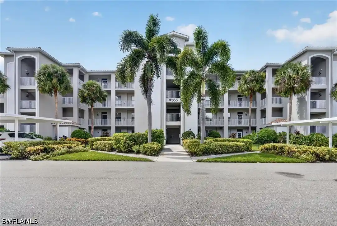 Listing Photo 2 - Condo for sale in 9500 Highland Woods Blvd located at 9500 Highland Woods Blvd, Bonita Springs, FL 34135 - Unit #7101