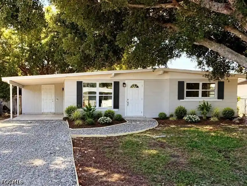 Single family home for sale at 2180 Barry Dr, Fort Myers, FL 33907 | MLS# 2026042625