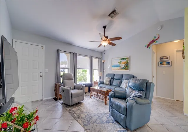 Photo 3 of Single family home for sale at 929 SE 6th Terrace, Cape Coral, FL 33990 | MLS# 2026042716 | Listing updated on 2026-10-29