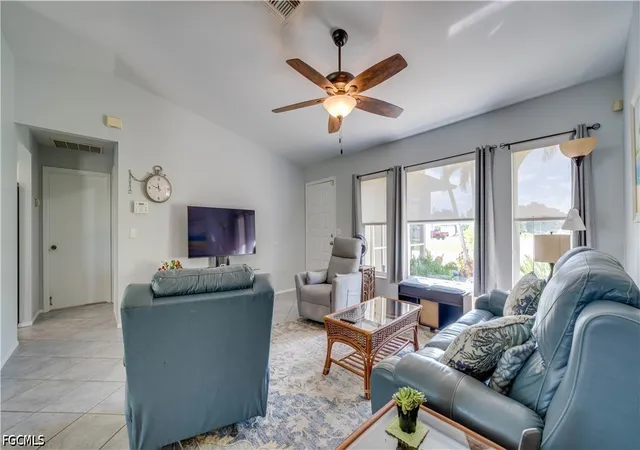 Photo 4 of Single family home for sale at 929 SE 6th Terrace, Cape Coral, FL 33990 | MLS# 2026042716 | Listing updated on 2026-10-29