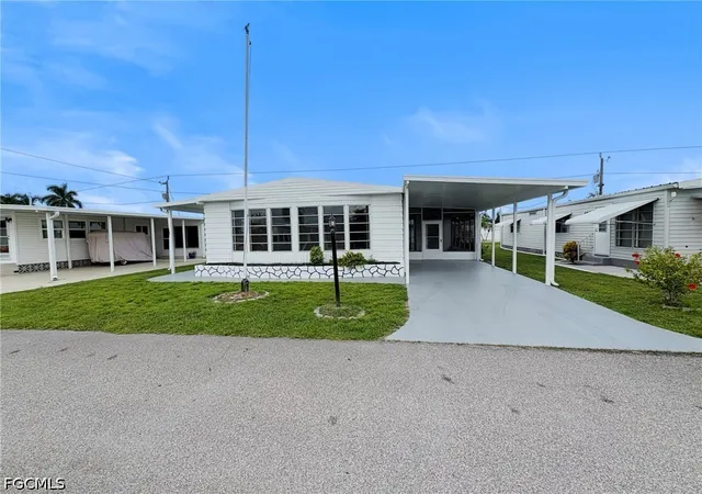 Manufactured home for sale at 3347 Rainbow Ln, North Fort Myers, FL 33903 | MLS# 2026042741