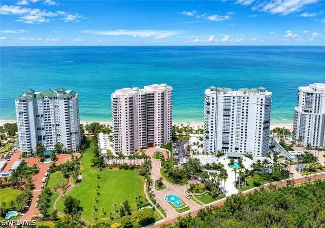 8231 Bay Colony Dr, 8231 Bay Colony Dr, Naples, FL 34108