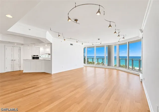 Listing Photo 3 - Condo for sale in building located at 8231 Bay Colony Dr, Naples, FL 34108 - Unit #602