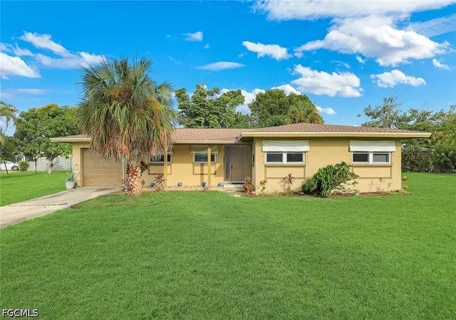 Photo 1 of Single family home for sale at 5248 Versaille Ct, Cape Coral, FL 33904 | MLS# 2026042779 | Listing updated on 2026-10-10