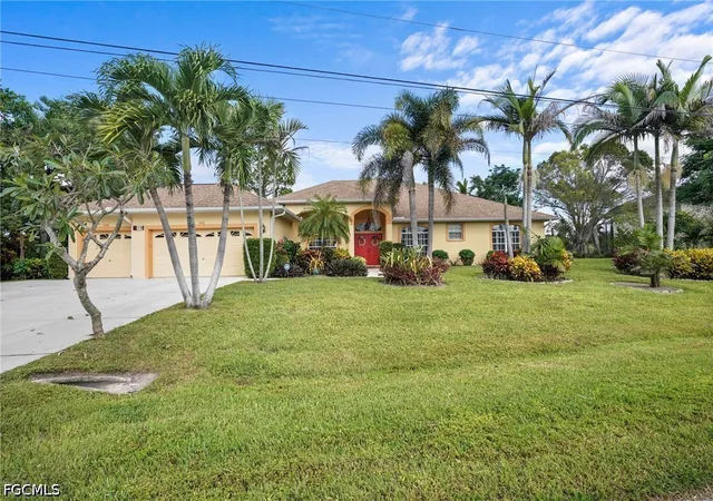 Photo 1 of Single family home for sale at 619 Parkdale Blvd, Lehigh Acres, FL 33974 | MLS# 2026042818 | Listing updated on 2026-10-19