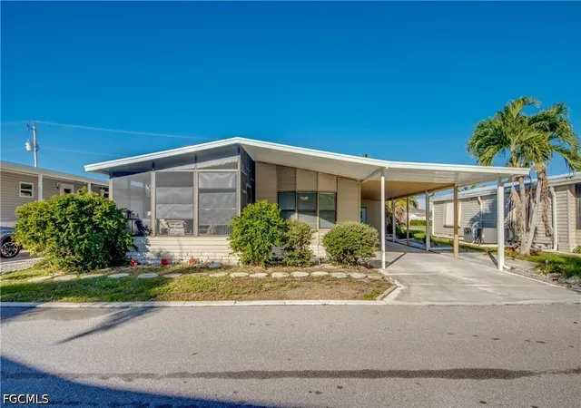 Manufactured home for sale at 7205 Drum Dr, Saint James City, FL 33956 | MLS# 2026042833