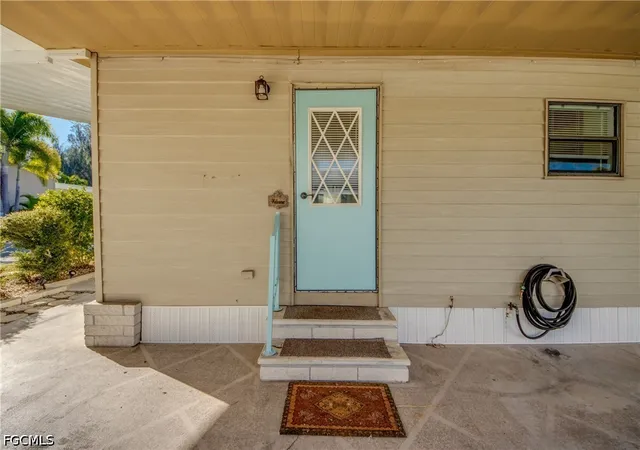 Photo 1 of Manufactured home for sale at 7205 Drum Dr, Saint James City, FL 33956 | MLS# 2026042833 | Listing updated on 2026-10-19