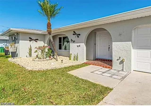 Photo 2 of Single family home for sale at 229 Se 29th Terrace, Cape Coral, FL 33904 | MLS# 2026042846 | Listing updated on 2026-10-13