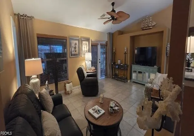 Photo 2 of Single family home for sale at 118 Se 41st Terrace, Cape Coral, FL 33904 | MLS# 2026042865 | Listing updated on 2026-10-16
