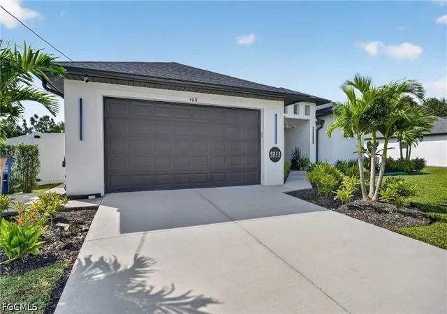 Photo 1 of Single family home for sale at 4211 10th Street Sw, Lehigh Acres, FL 33976 | MLS# 2026042876 | Listing updated on 2026-10-12
