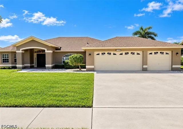 Photo 2 of Single family home for sale at 738 Milwaukee Blvd, Lehigh Acres, FL 33974 | MLS# 2026042893 | Listing updated on 2026-10-15