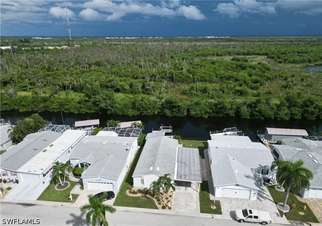 Photo 4 of Manufactured home for sale at 17611 Canal Cvs Ct, Fort Myers Beach, FL 33931 | MLS# 226036884 | Listing updated on 2026-10-12