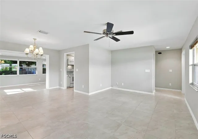 Photo 4 of Single family home for sale at 1814 Cornwallis Pkwy, Cape Coral, FL 33904 | MLS# 2026042934 | Listing updated on 2026-10-20