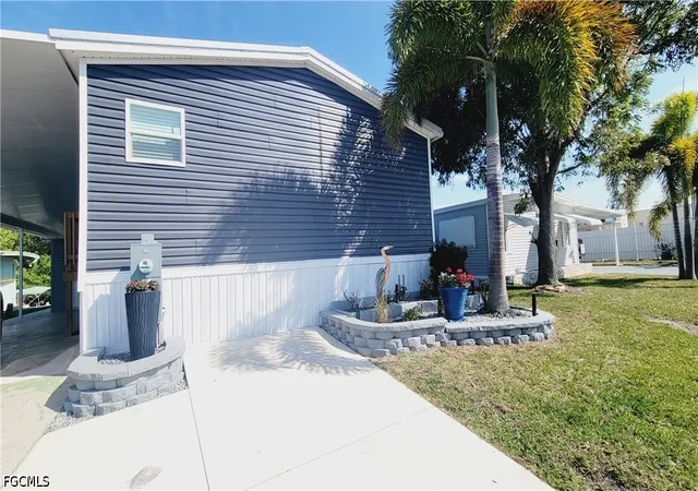 Manufactured home for sale at 352 Shoreland Dr, Fort Myers, FL 33905 | MLS# 2026042948