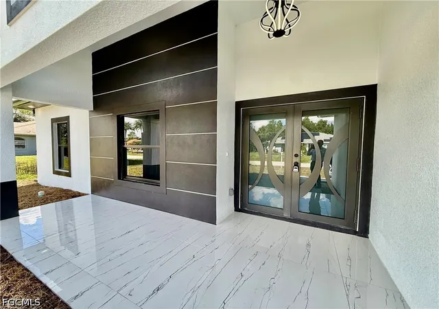 Photo 3 of Single family home for sale at 600 E 7th Street, Lehigh Acres, FL 33972 | MLS# 2026042951 | Listing updated on 2026-10-19