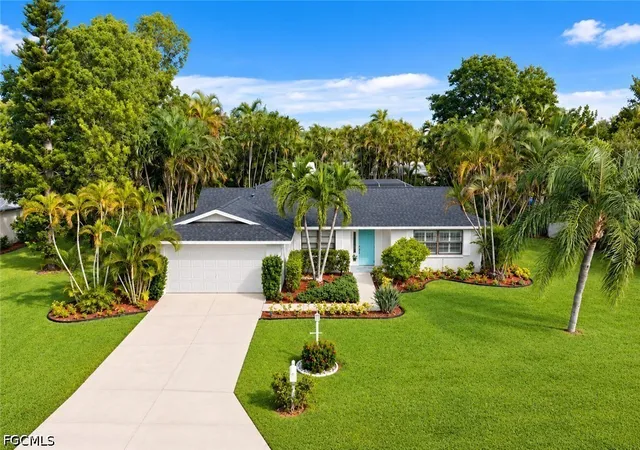 Photo 1 of Sale Pending at 1435 Claret Ct, Fort Myers, FL 33919 | MLS# 2026042956 | Listing updated on 2026-10-29