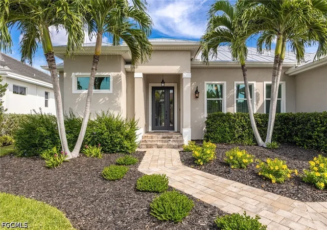 Photo 2 of Single family home for sale at 8702 Lakefront Ct, Fort Myers, FL 33908 | MLS# 2026043030 | Listing updated on 2026-10-13