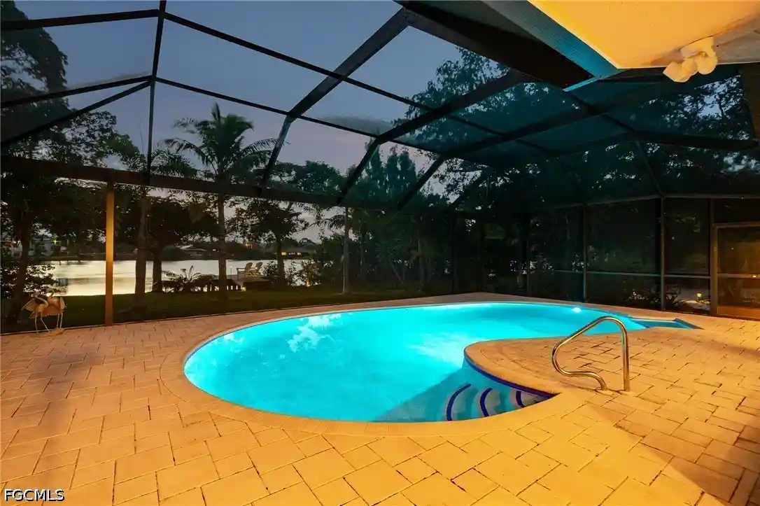 Photo 1 of Single family home for sale at 7337 Lake Dr, Fort Myers, FL 33908 | MLS# 2026043032 | Listing updated on 2026-10-30