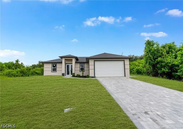 Photo 1 of Single family home for sale at 2820 2nd Street W, Lehigh Acres, FL 33971 | MLS# 2026043080 | Listing updated on 2026-10-21