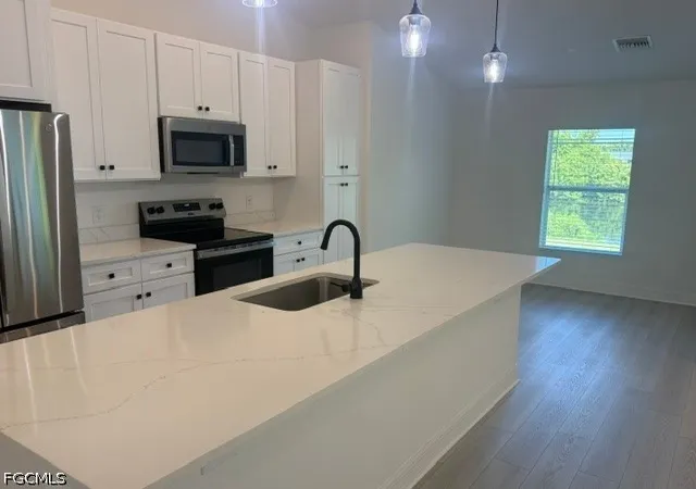 Photo 3 of Single family home for sale at 347 NE 19th Terrace, Cape Coral, FL 33909 | MLS# 2026043108 | Listing updated on 2026-10-30