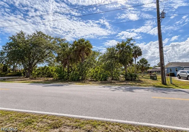 Photo 1 of Land for sale at 21516 Winlock Ave, Port Charlotte, FL 33952 | MLS# 2026043109 | Listing updated on 2026-10-13