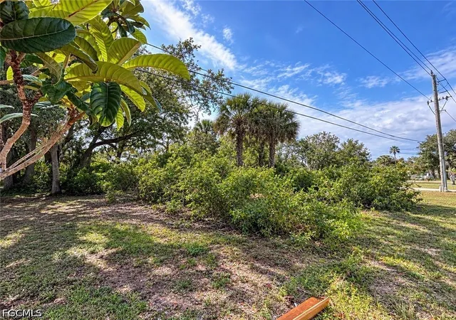 Photo 1 of Land for sale at 1563 Sheehan Blvd, Port Charlotte, FL 33952 | MLS# 2026043113 | Listing updated on 2026-10-13