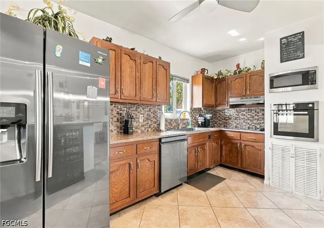 Photo 3 of Single family home for sale at 2366 Burton Ave, Fort Myers, FL 33907 | MLS# 2026043123 | Listing updated on 2026-10-13