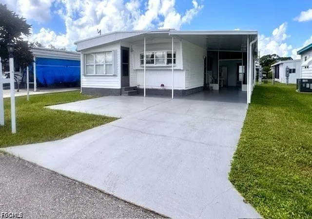 Photo 3 of Manufactured home for sale at 14511 Constitution Way, North Fort Myers, FL 33917 | MLS# 2026043130 | Listing updated on 2026-10-19