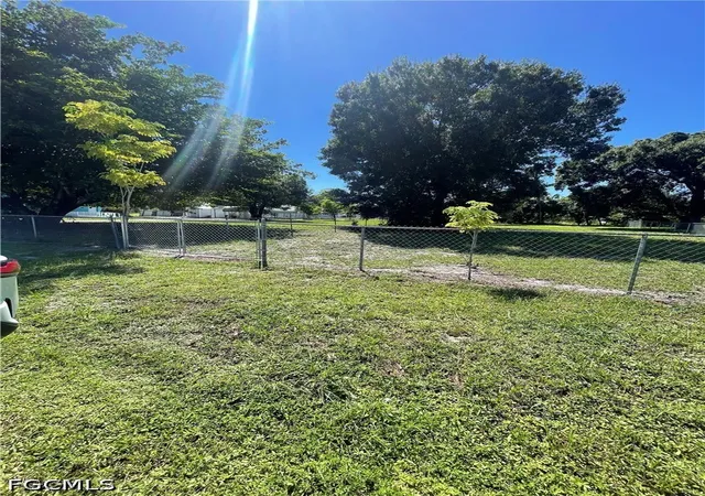 Photo 2 of Land for sale at 228 Maria St, Fort Myers, FL 33916 | MLS# 2026043131 | Listing updated on 2026-10-14