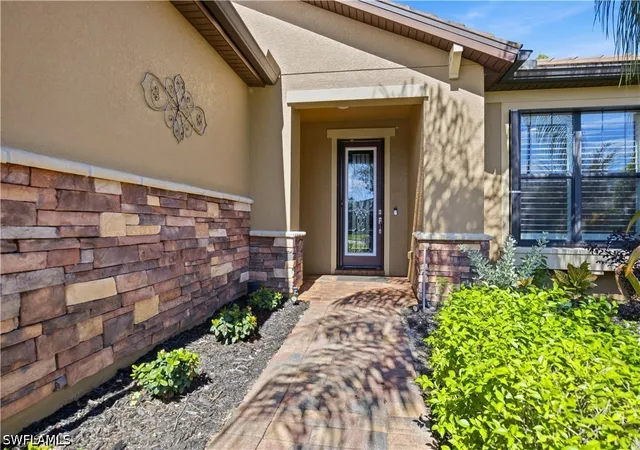 Photo 1 of Single family home for sale at 10886 Dennington Rd, Fort Myers, FL 33913 | MLS# 226036994 | Listing updated on 2026-10-21