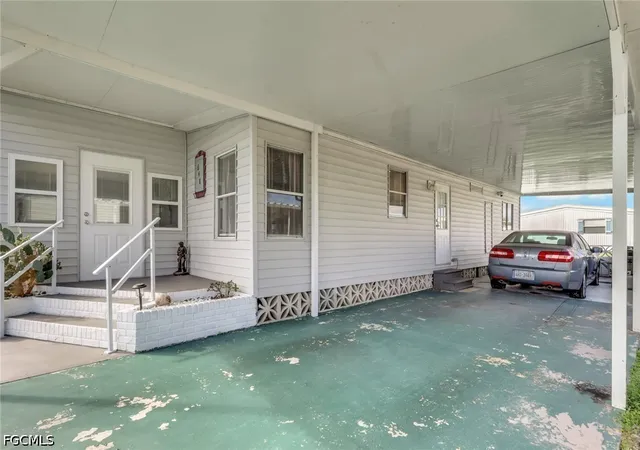 Photo 3 of Manufactured home for sale at 648 Future Dr, North Fort Myers, FL 33917 | MLS# 2026043151 | Listing updated on 2026-10-21