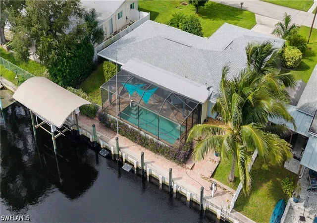 Photo 3 of Single family home for sale at 4320 S Gulf Cir, North Fort Myers, FL 33903 | MLS# 226036834 | Listing updated on 2026-10-13