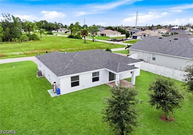Photo 4 of Single family home for sale at 2422 NW 19th Avenue, Cape Coral, FL 33993 | MLS# 2026043175 | Listing updated on 2026-10-15