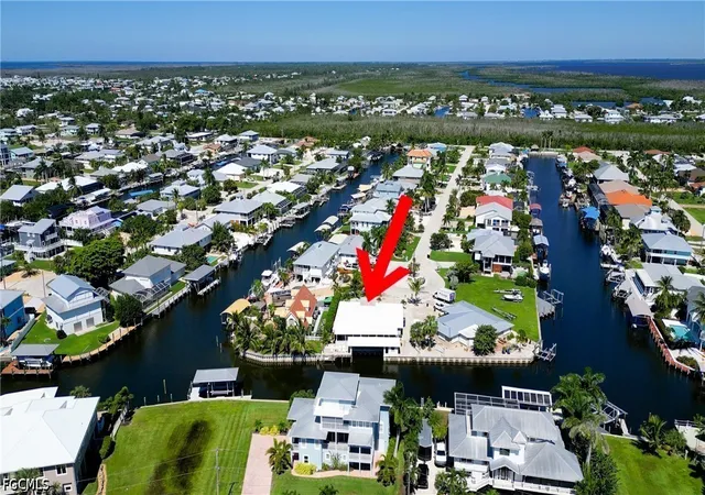 Photo 3 of Single family home for sale at 2277 Sapodilla Ln, Saint James City, FL 33956 | MLS# 2026043229 | Listing updated on 2026-10-20