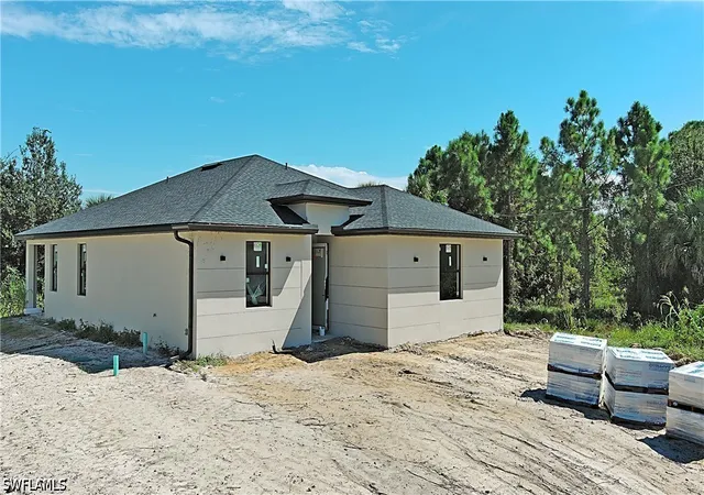 Photo 1 of Single family home for sale at 539 Naples Ave S, Lehigh Acres, FL 33974 | MLS# 226037286 | Listing updated on 2026-10-14