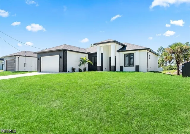 Photo 1 of Single family home for sale at 2905 Hanna Ave N, Lehigh Acres, FL 33971 | MLS# 2026043368 | Listing updated on 2026-10-14