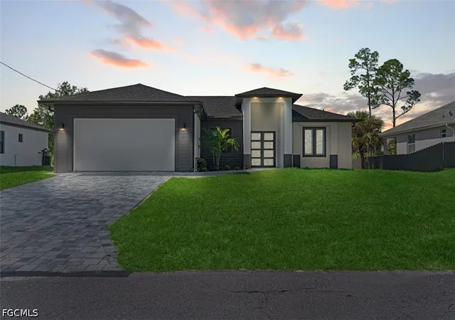 Photo 2 of Single family home for sale at 2905 Hanna Ave N, Lehigh Acres, FL 33971 | MLS# 2026043368 | Listing updated on 2026-10-14