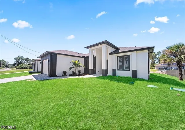 Photo 4 of Single family home for sale at 2905 Hanna Ave N, Lehigh Acres, FL 33971 | MLS# 2026043368 | Listing updated on 2026-10-14