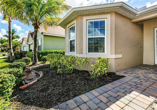 Photo 3 of Single family home for sale at 2156 Pigeon Plum Way, North Fort Myers, FL 33917 | MLS# 2026043376 | Listing updated on 2026-10-30