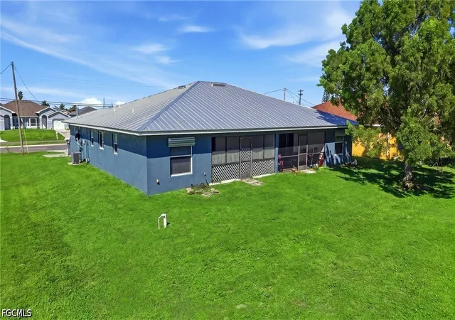 Photo 3 of House for sale at 2027 / 2029 Andalusia Blvd, Cape Coral, FL 33909 | MLS# 2026043405 | Listing updated on 2026-10-15